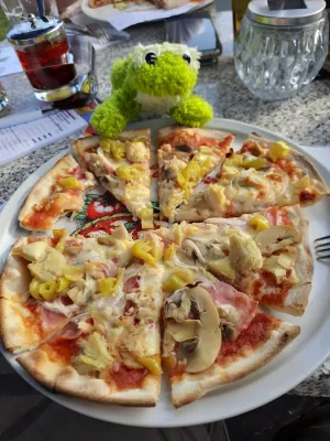 Cafe - Pizzeria - Restaurant - Am Zenngrund