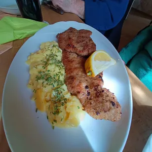 Gasthaus Krone Schlötterer Maria und Ernst