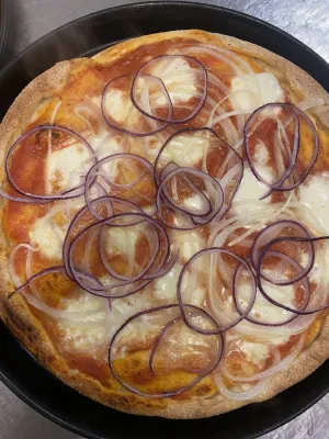 Disco - Bistro - Pizzeria White Horse