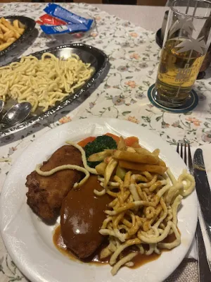 Gasthaus Rössle, Hausen