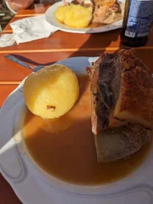 Robert und Karin Scharrer Gasthaus-Metzgerei GbR