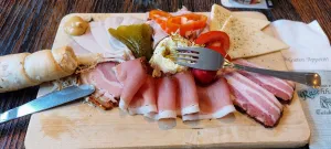 S'Wirtshaus zum Raschhofer