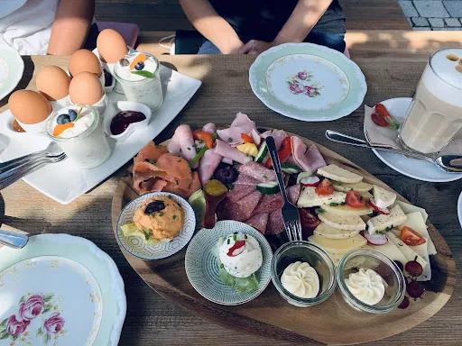 Bild von Vroni's Ladencafè Massing