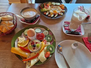 Heimat Mainburg | Hotel • Café • Weinbar