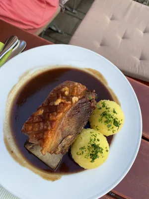 Restaurant und Hotel Neuhauser