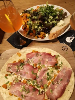 Fräulein Schlecht Restaurant