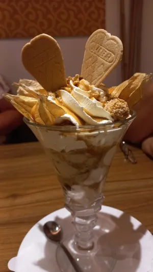 Cafe Maxima