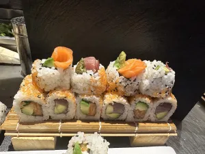 Aura asia cuisine&sushi