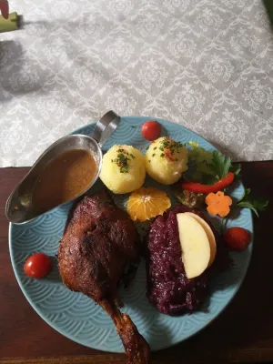 Iris Brotzeitstüble im alten Thannhof