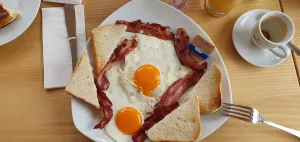 Karlheinz Sonntag Bäckerei, Café, Einzelhandel mit Lebensmitteln e.K.