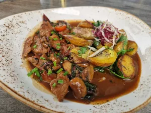 Rusticana Café, Restaurant