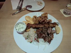 Hellas Taverna Griechisches Restaurant