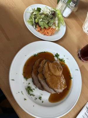 Gasthaus zum Schlößle - Lindenau | schwäbisch regionale Küche - Biergarten