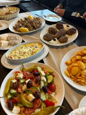 Jamas Cafe Bistro