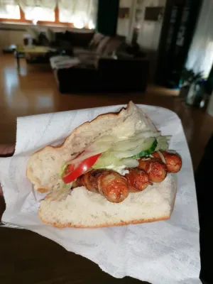 Evi's Grill