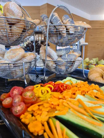 Bild von Bäckerei Neudorfer - Zell am Pettenfirst