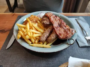 Roberts Sonne Restaurant & Cafe