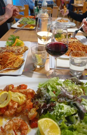 Trattoria Pizzeria Hallo