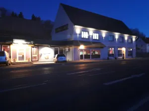 Glückspilz Sportsbar und Café Lounge