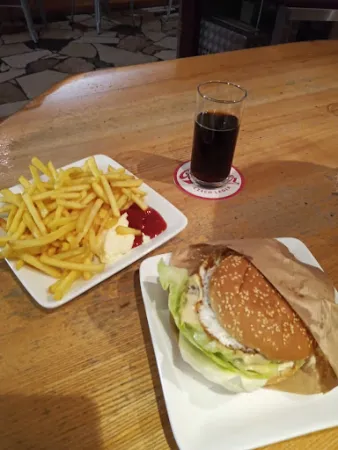 Bild von Moonlake Burger