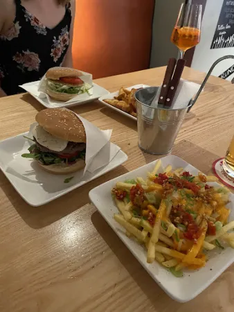 Bild von Moonlake Burger