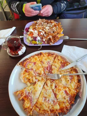 Adelsheimer Pizza & Kebaphaus