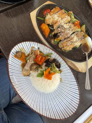 Royal DT Cafe Restaurant