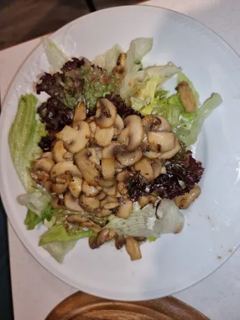 Bild von Kirchenwirt Hohenzell Pizzeria und Gasthaus mit traditioneller Küche