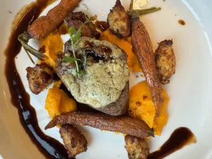 SEVEN Restaurant & Rooftopbar