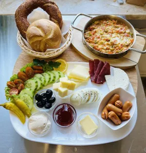 Simit Café & Bakery