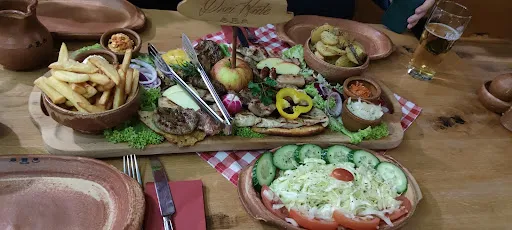 Bild von Drei Hüte - Tri Šešira