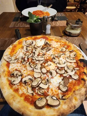 Pizzeria La Pergola