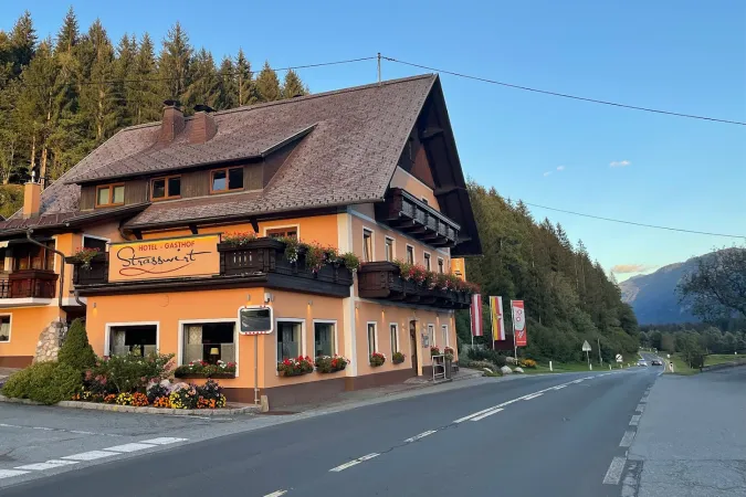 Bild von Motorrad-Hotel Gasthof Strasswirt am Nassfeld in Kärnten