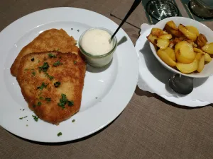 Restaurant zur Bergstraßenhalle