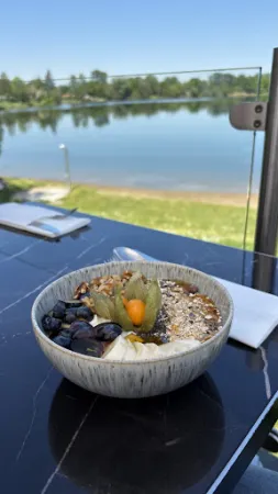 Bild von 𝙉𝙊𝘼𝙃 Restaurant & Lounge