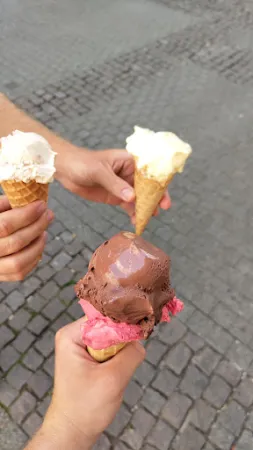 Bild von Pizzeria & Eiscafe La Piazza