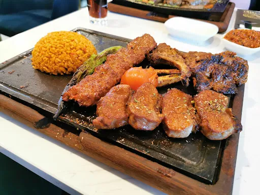 Bild von Ziyafet Grill Restaurant