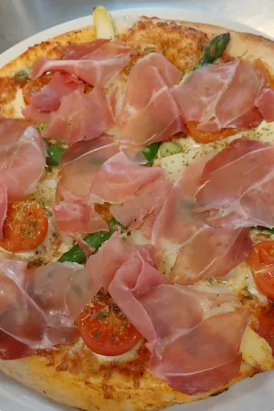 Restaurant &amp; Pizzeria CUUK