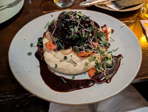Bild von Restaurant Das Dorf – Deutsche Küche in Hamburg St. Georg