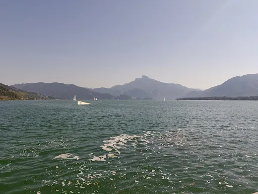 Bild von apollo LANDEPLATZ - Der Kiosk am Mondsee