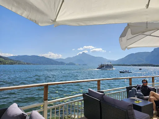 Bild von apollo LANDEPLATZ - Der Kiosk am Mondsee