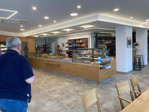 Bild von Bäckerei Neudorfer - Zell am Pettenfirst