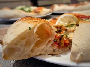 Oasee Restaurant/ Pizzeria/ Cafe