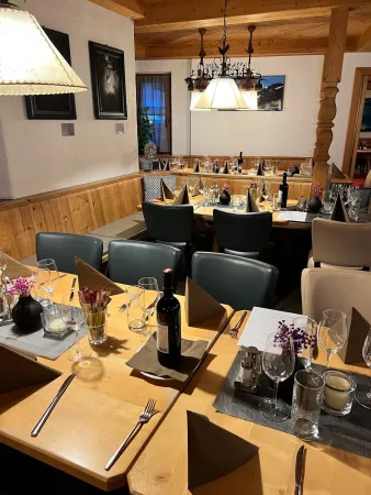Bild von Edelweiss Lounge Restaurant Hotel Pizza Cafe Billard