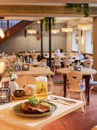 Bild von Keller`s Wirtshaus by Erasmus