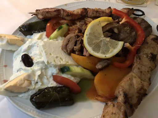 Bild von Taverna Perikles Luckenwalde Kesoglou Tanja S.