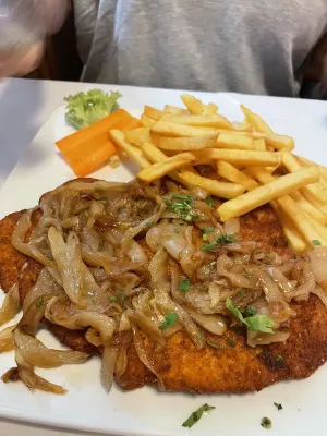 Restaurant & Pension zum Waldblick