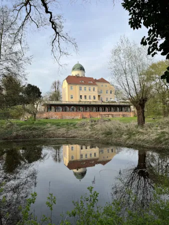 Bild von place to V