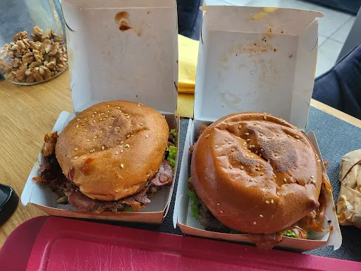 Bild von Was willst'n Burger Lieblos