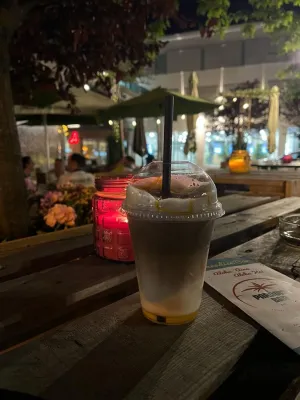 Paradise Bar